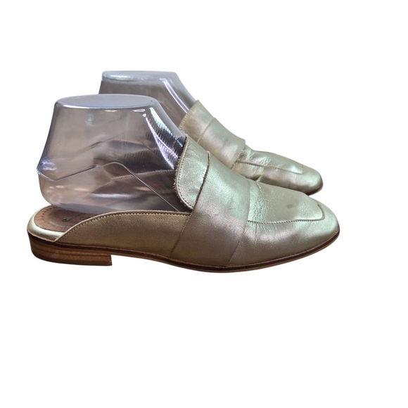 Free People At Ease Gold Leather Mules Loafers - Picture 1 of 11
